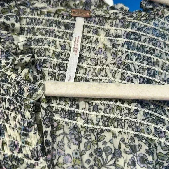 Free people flowered button up blouse - Picture 2 of 5